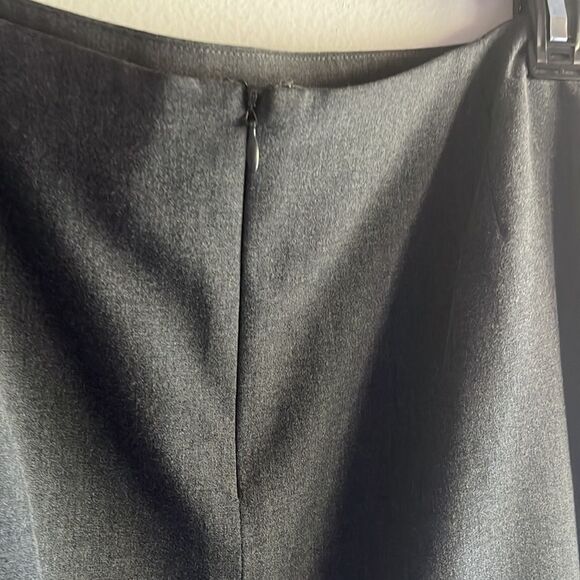 EXCELLENT CONDITION WOMEN’S 10 MICHAEL MICHAEL KORS GRAY BLAZER AND SKIRT SET - Picture 5 of 9